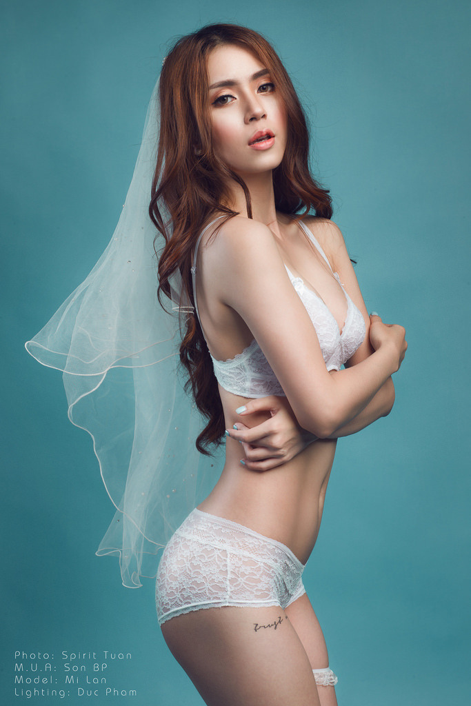 空虚的儿媳妇中字头到底是谁演的